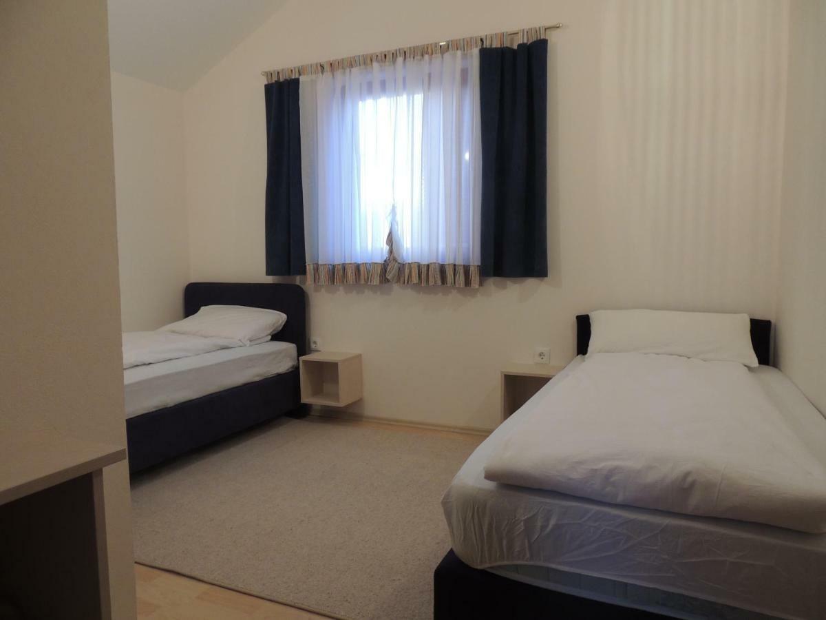 Apartments Villa Aurora Ražanac 외부 사진