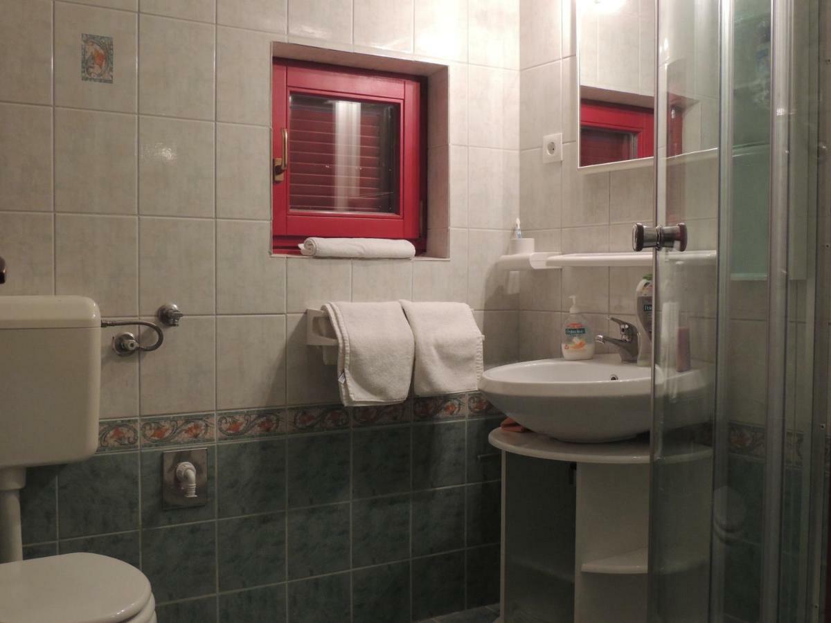 Apartments Villa Aurora Ražanac 외부 사진